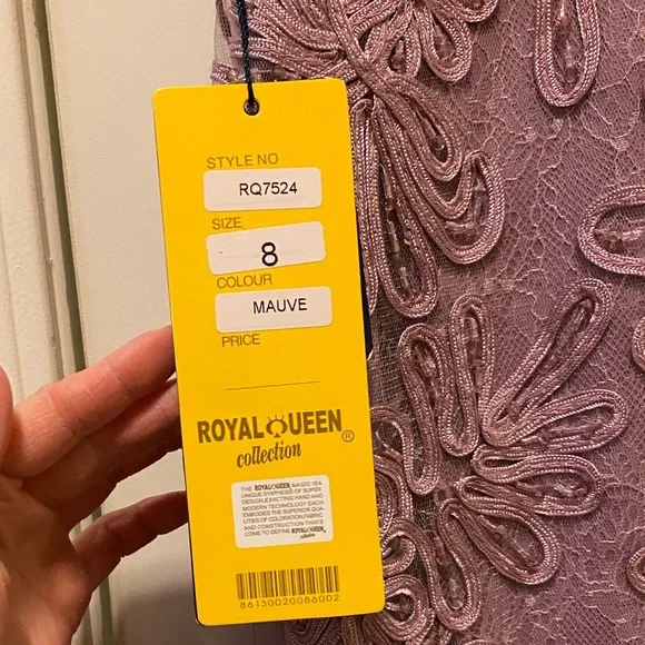 Brand new elegant dress - Picture 6 of 6